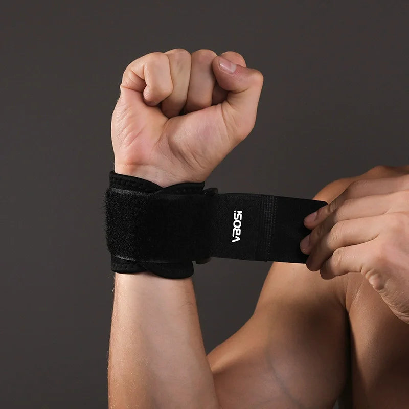 Professional Breathable Wrist Wraps for Lifting, Adjustable Thumb Loop Wrist Support Straps for Workout, Bodybuilding & Fitness